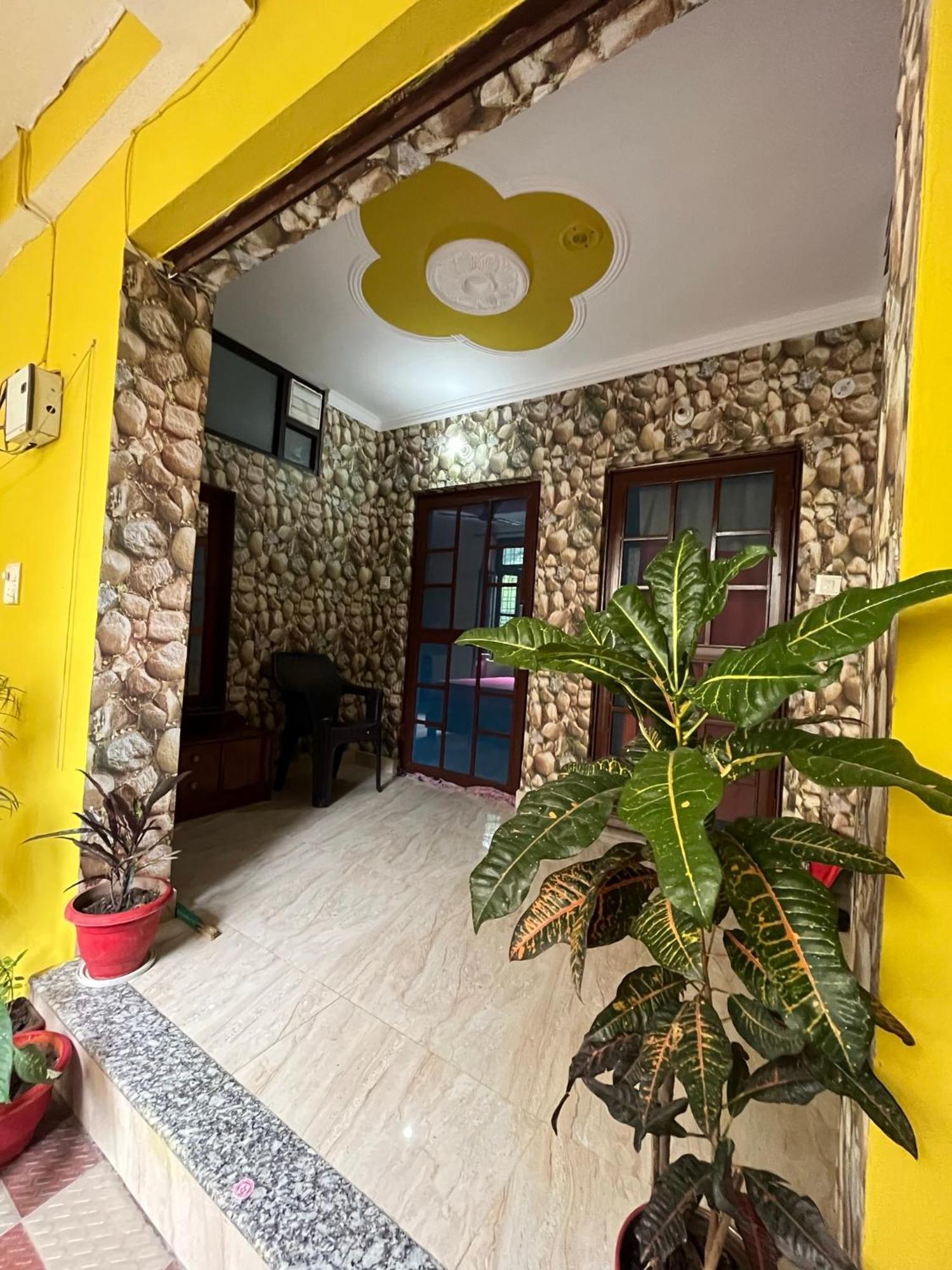 Anjali Home Stay Rishīkesh Екстериор снимка